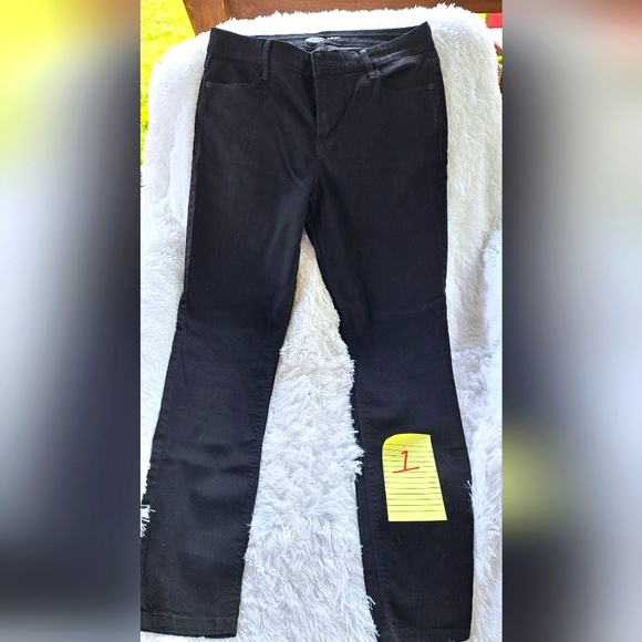NWOT OLD NAVY SKINNY JEANS SIZE 10 - Picture 1 of 6